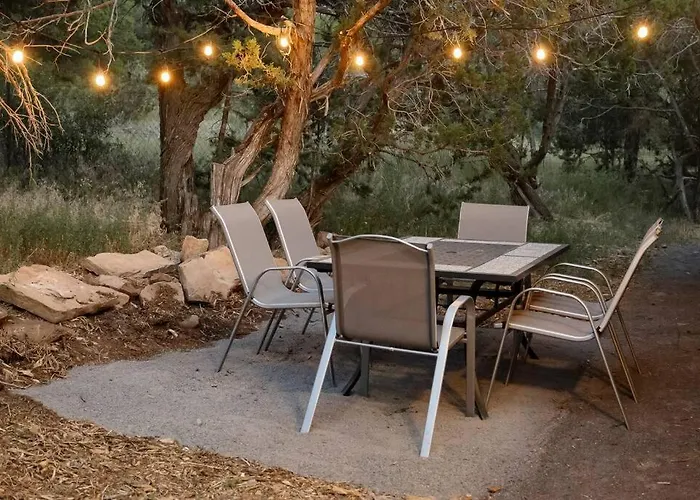 A Cozy Cabin Escape In Tijeras-Hot Tub-Game Room-Pet Friendly!
