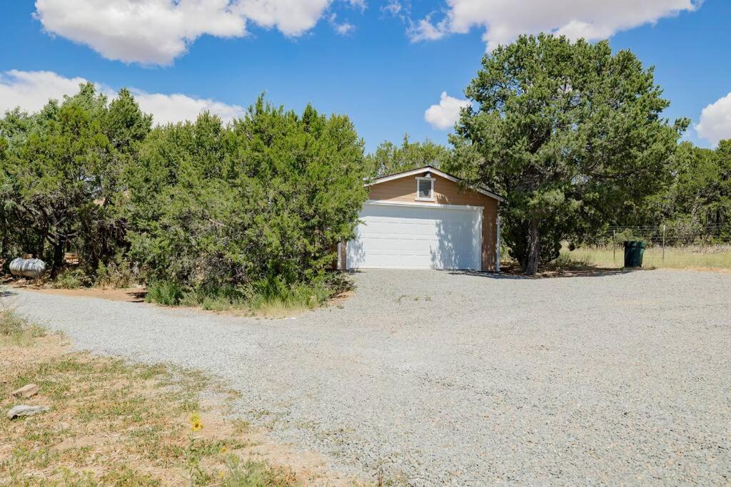 A Cozy Escape In Tijeras-hot Tub-game Room-pet Friendly! Casa vacanze *