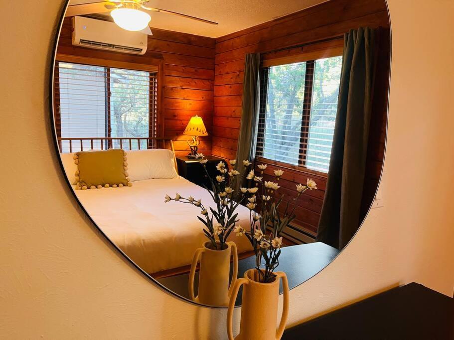 A Cozy Escape In Tijeras-hot Tub-game Room-pet Friendly! *
